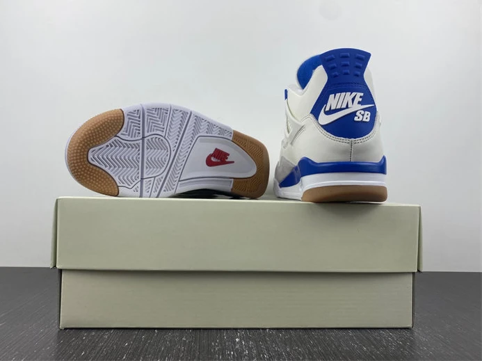 UrbanStyle Jordan 4 Retro SB DR5415-104 827