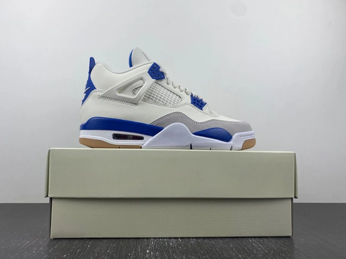 UrbanStyle Jordan 4 Retro SB DR5415-104 827