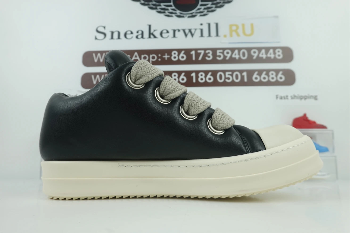UrbanStyle Jumbo Lace Padded Low Sneaker Black 3597