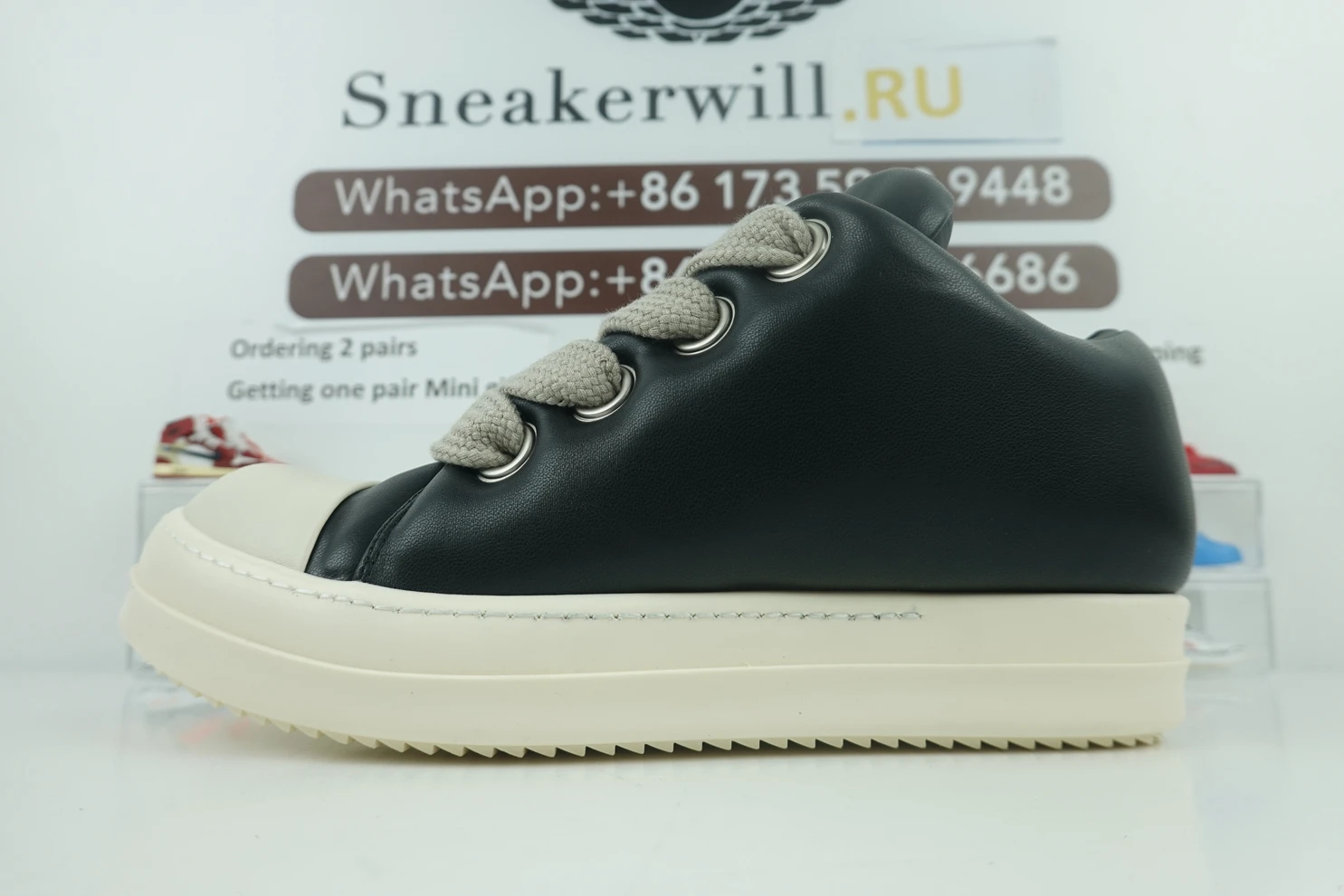 UrbanStyle Jumbo Lace Padded Low Sneaker Black 3597