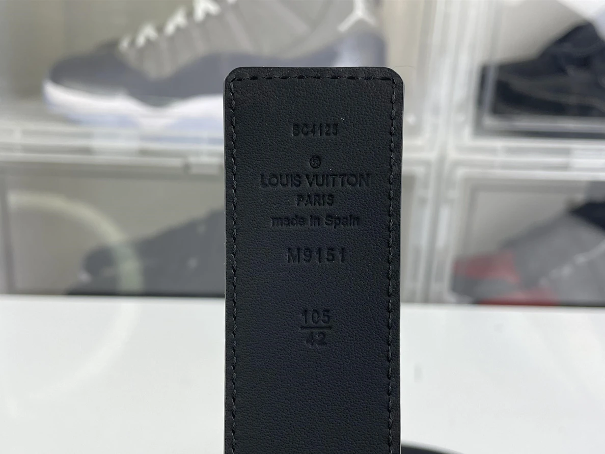 UrbanStyle LV Full Black Belt Lichi Leather (90-125cm) 4