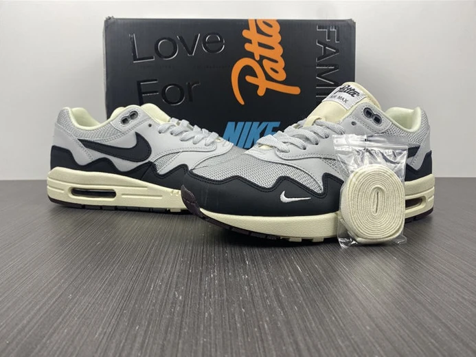UrbanStyle Nike Air Max 1 DH1348-002 2573