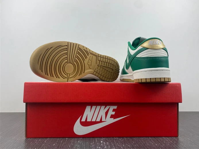 UrbanStyle Nike Dunk Low Malachite University Gold FB7173-131 1809
