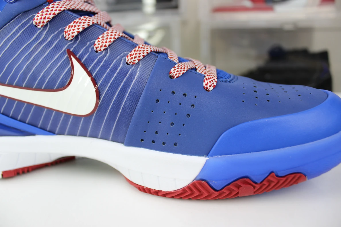 UrbanStyle Nike Kobe 4 Protro “Philly” 2232