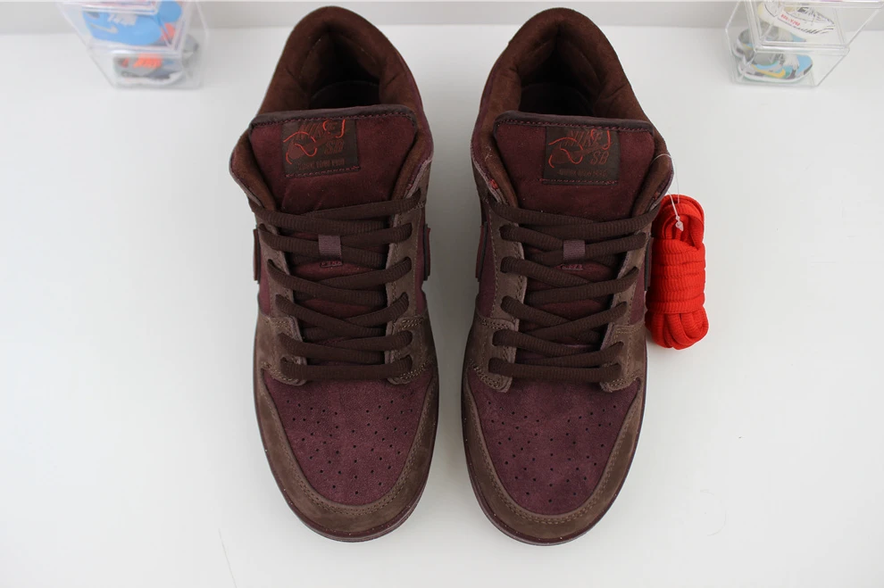 UrbanStyle Nike SB Dunk Low City Of Love Burgundy Crush 1726