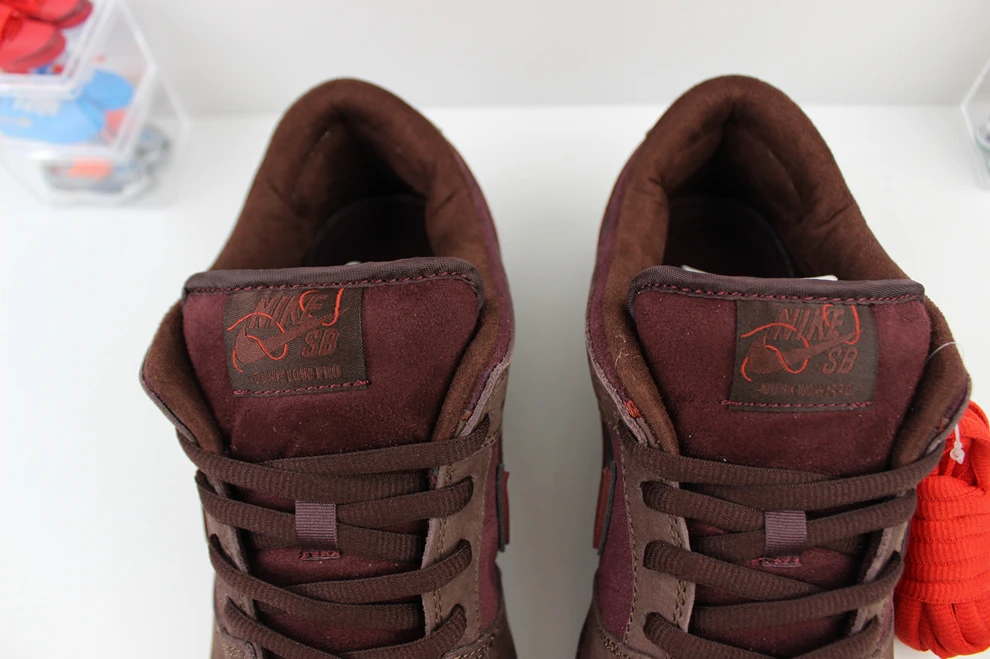 UrbanStyle Nike SB Dunk Low City Of Love Burgundy Crush 1726
