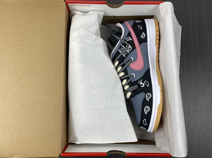 WellDesigned 1252 Nike Dunk Low SE FREE DH0952- 1991