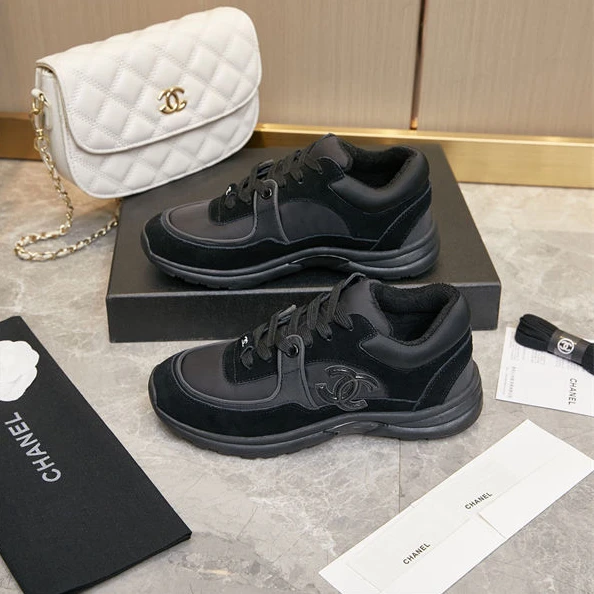 WellDesigned 3341 Chanel Sneakers 1235
