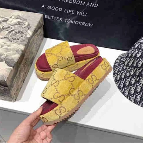 WellDesigned 4116 Gucci Slipper 3100