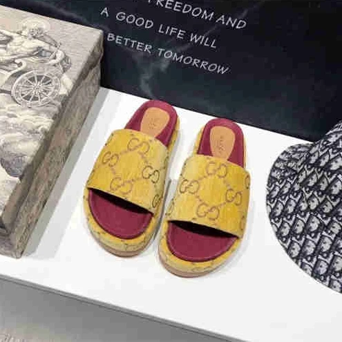 WellDesigned 4116 Gucci Slipper 3100