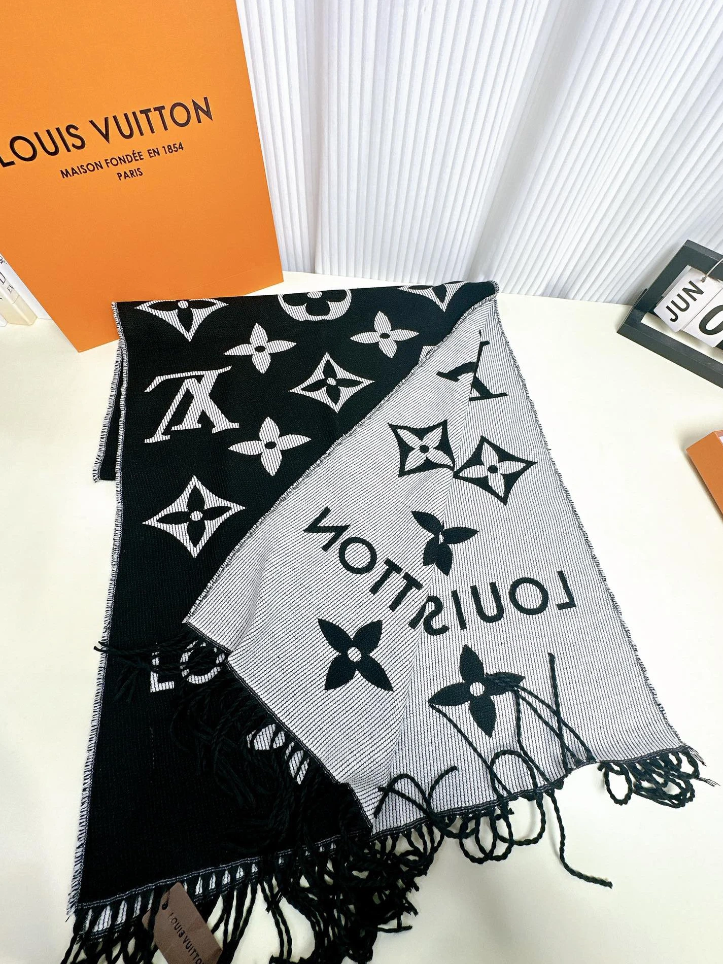 WellDesigned 4174 LV Scarf Black Grey ( 31 x 170 cm ) 58