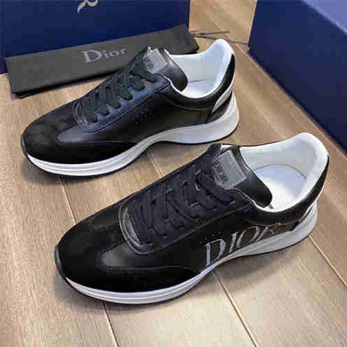 WellDesigned 7531 DR Sneaker 1647