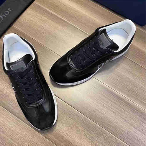 WellDesigned 7531 DR Sneaker 1647