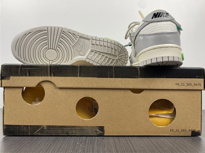 WellDesigned 7577 Nike Dunk Low Off-White Lot 42 DM1602- 1909