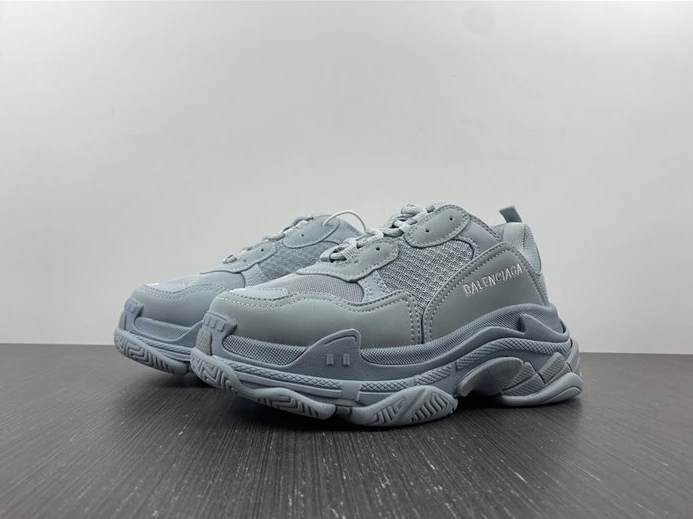 WellDesigned 8029 BLCG Triple S Pale Blue 524039 W2FW1 3386