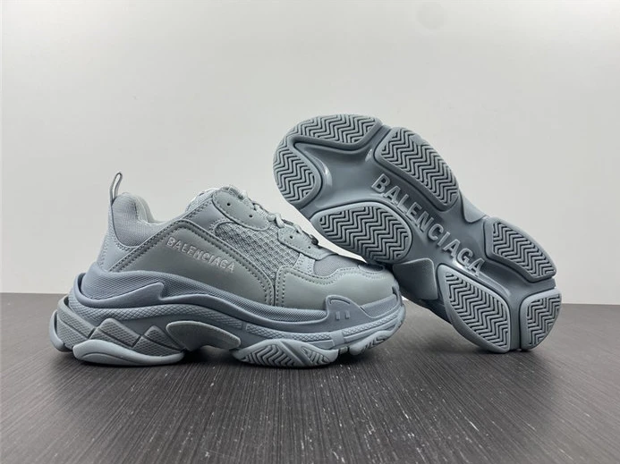 WellDesigned 8029 BLCG Triple S Pale Blue 524039 W2FW1 3386