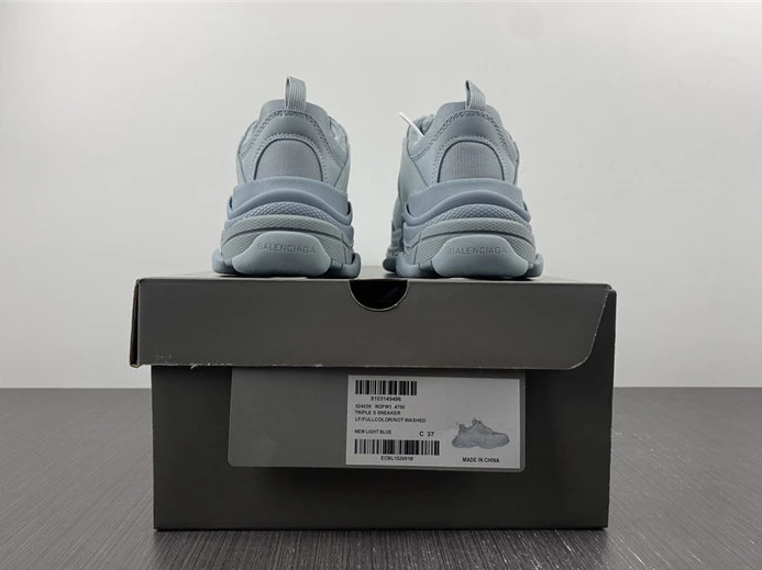 WellDesigned 8029 BLCG Triple S Pale Blue 524039 W2FW1 3386
