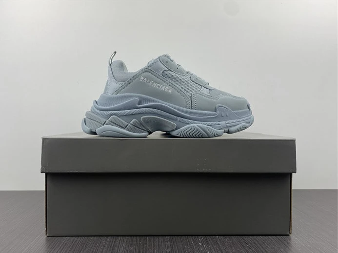 WellDesigned 8029 BLCG Triple S Pale Blue 524039 W2FW1 3386
