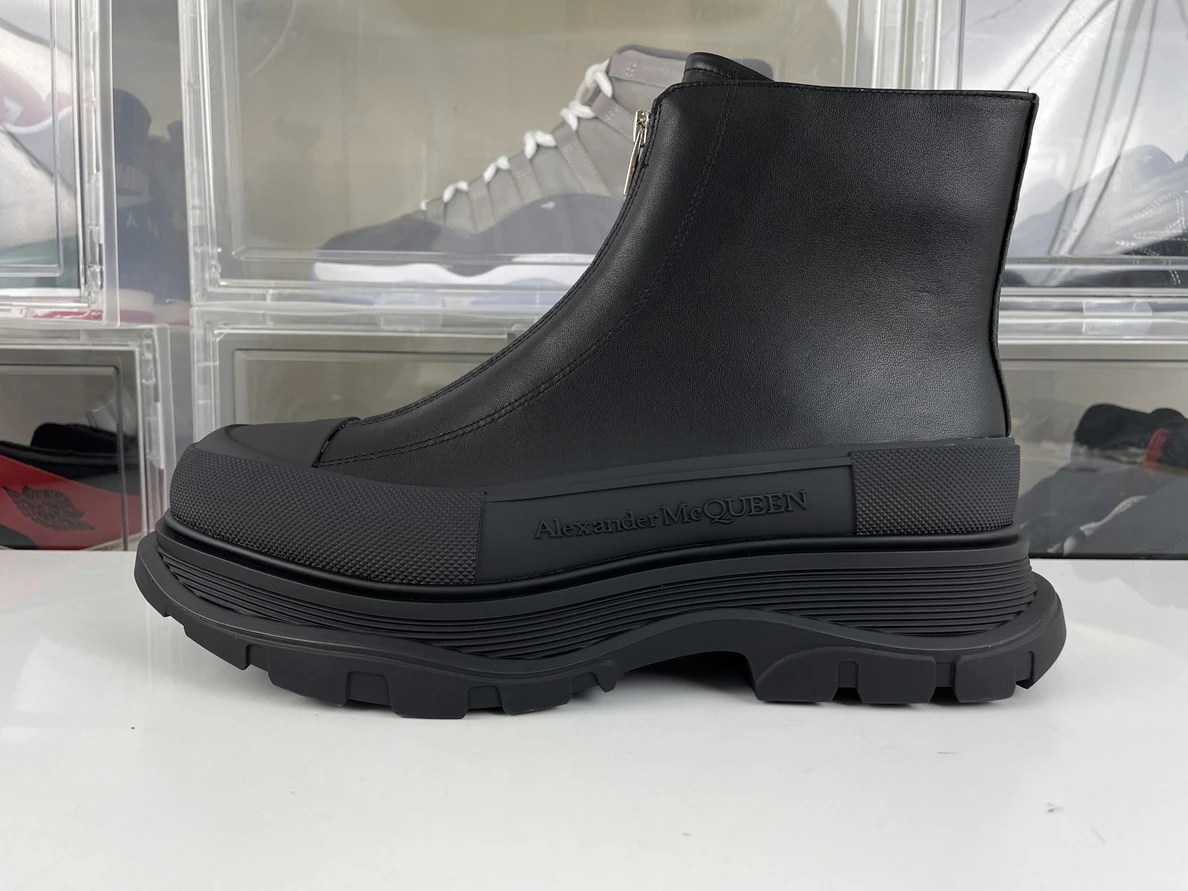 WellDesigned 8250 Alexander McQueen Black Boost with Silver words on heel 1310