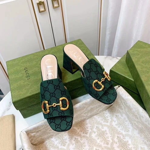 WellDesigned 8751 Gucci Slipper 3111