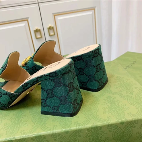 WellDesigned 8751 Gucci Slipper 3111