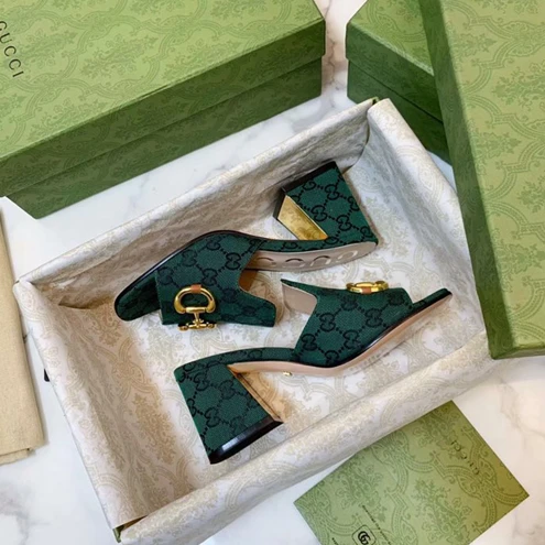 WellDesigned 8751 Gucci Slipper 3111