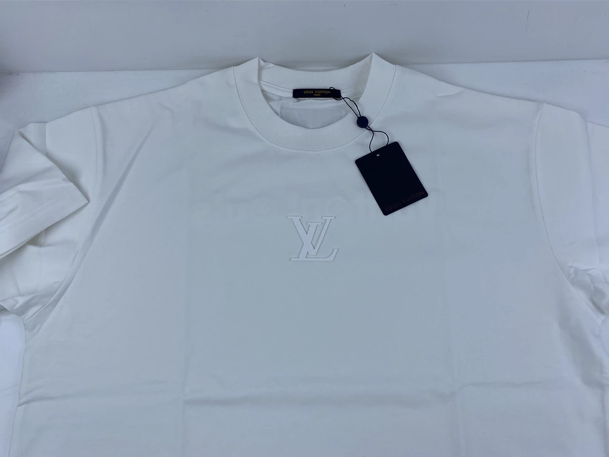 WellDesigned Brands T-Shirts (lots of styles not on site now, send me photos of which you need) 73