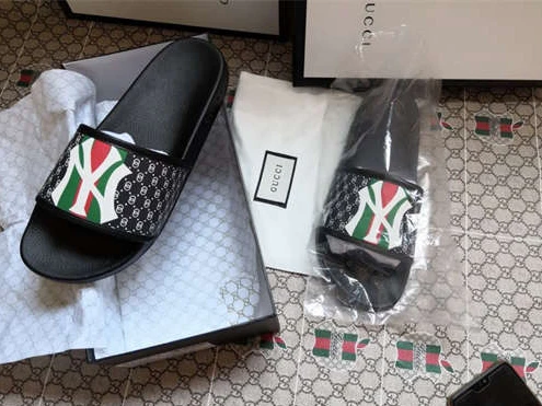 WellDesigned Gucci Slipper 3080