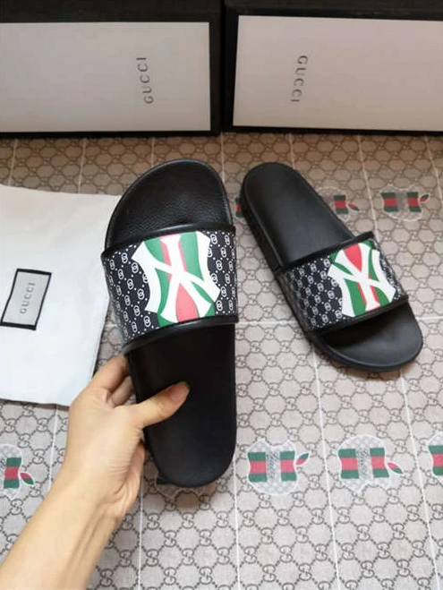 WellDesigned Gucci Slipper 3080