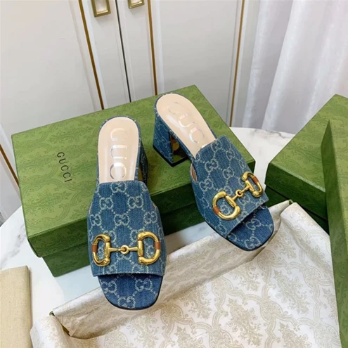 WellDesigned Gucci Slipper 3112