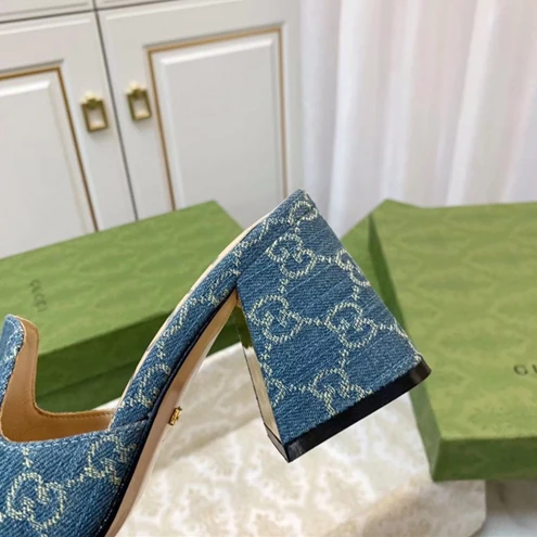 WellDesigned Gucci Slipper 3112
