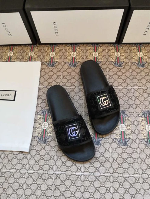 WellDesigned Gucci Slipper 3175
