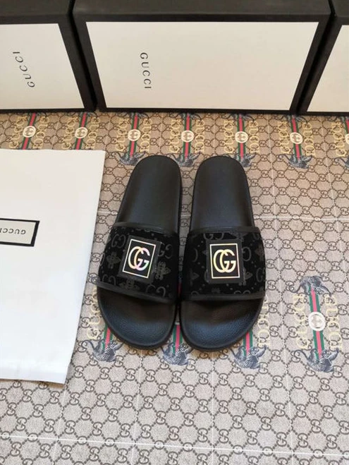 WellDesigned Gucci Slipper 3175
