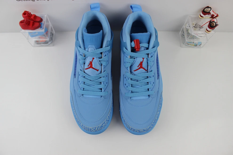 WellDesigned Jordan Spizike Low Houston Oilers 1216