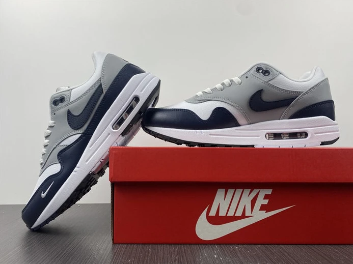 WellDesigned Nike Air Max 1 LV8 Obsidian DH4059-100 2567