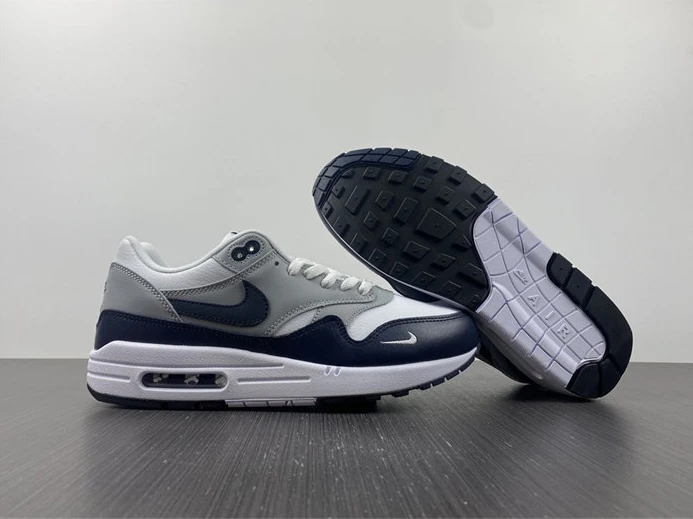 WellDesigned Nike Air Max 1 LV8 Obsidian DH4059-100 2567