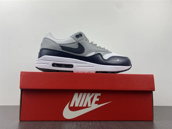WellDesigned Nike Air Max 1 LV8 Obsidian DH4059-100 2567