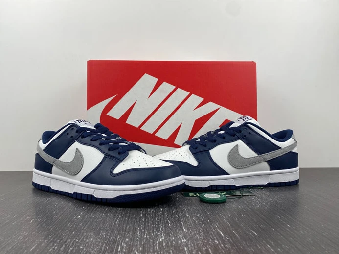 WellDesigned Nike Dunk Low Summit White Midnight Navy FD9749-400 1757