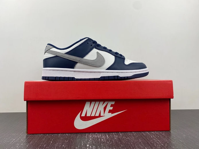WellDesigned Nike Dunk Low Summit White Midnight Navy FD9749-400 1757