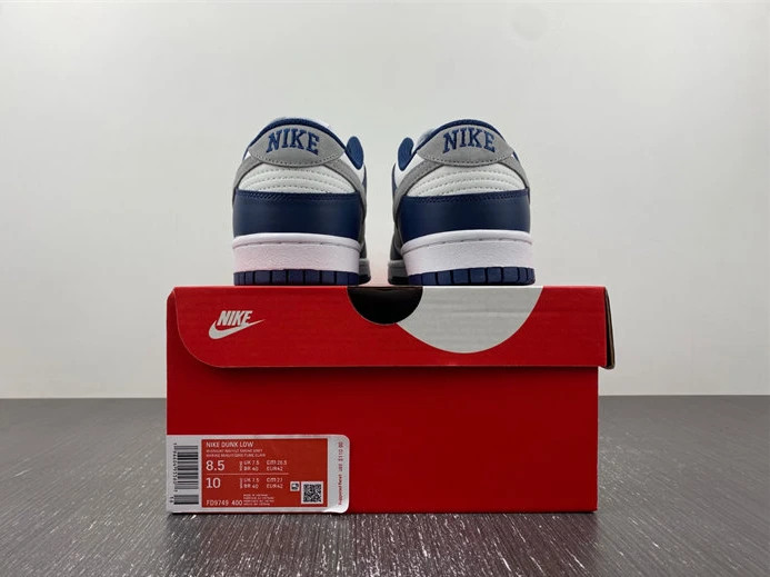 WellDesigned Nike Dunk Low Summit White Midnight Navy FD9749-400 1757
