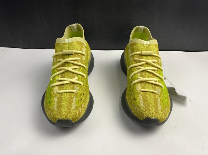 WellDesigned adidas Yeezy Boost 380 Hylte FZ4990 2959