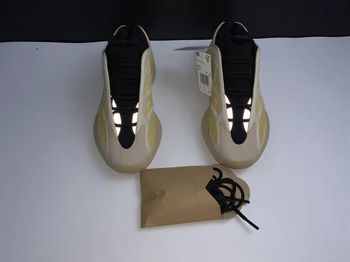 adidas Yeezy 700 V3 Safflower G54853 WellDesigned 3014