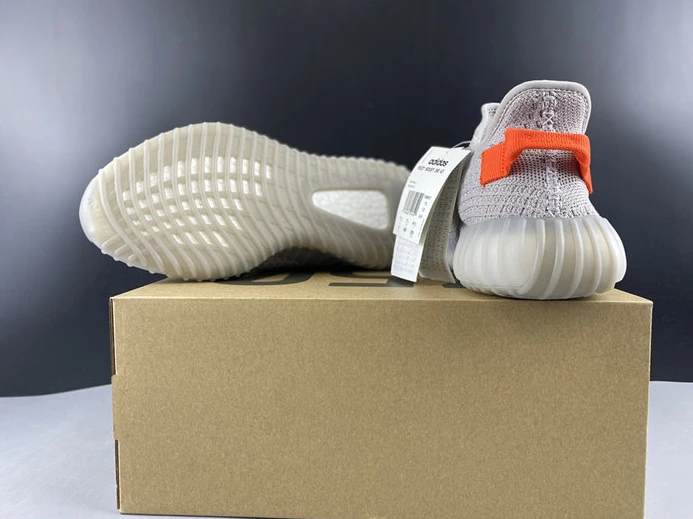 adidas Yeezy Boost 350 V2 Tail Light FX9017 GoAnywhere 2912