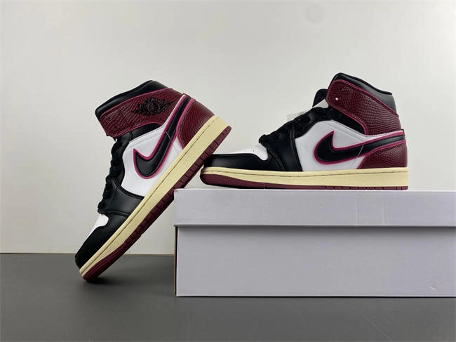 Rep Husky RelaxedFit AIR JORDAN 1 MID  FQ7818- 3653