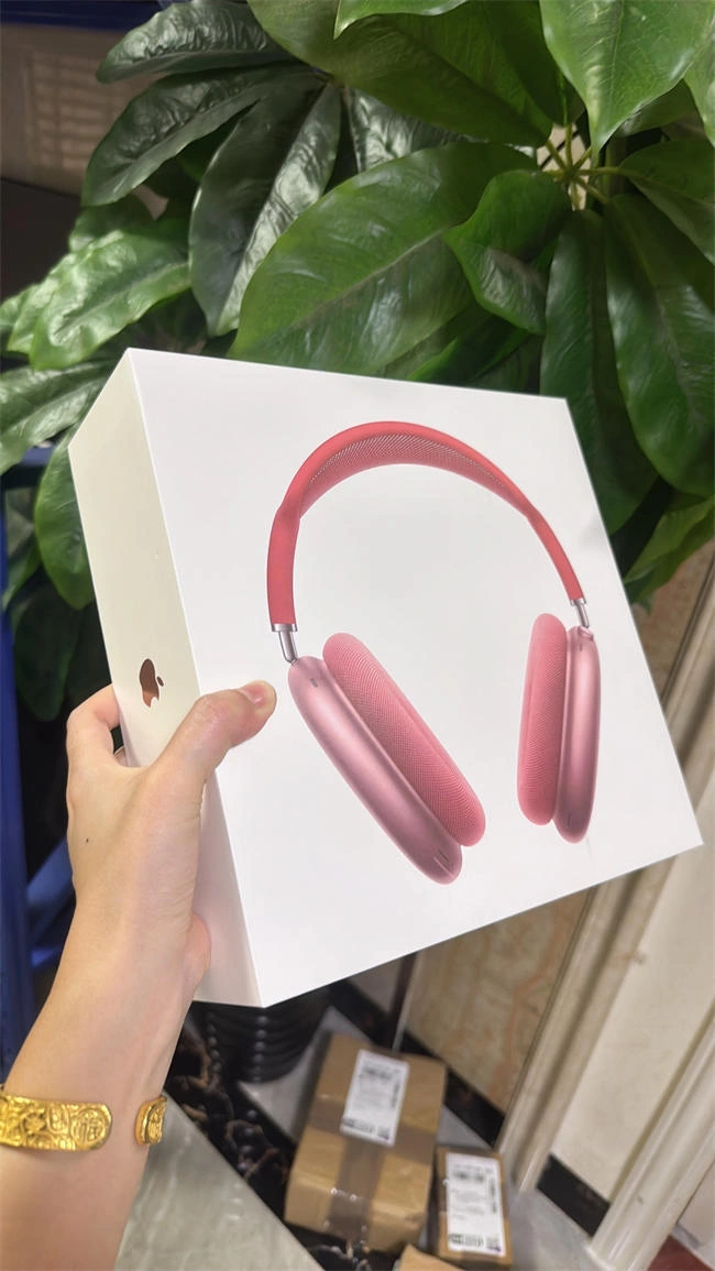 Cheap MAX NewStyle AirPods Max red 5851
