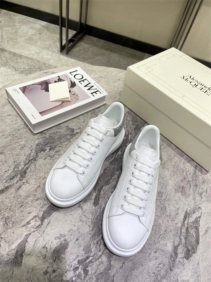 Boostmaster lin Alexander McQueen Oversized WrinkleFree 2571