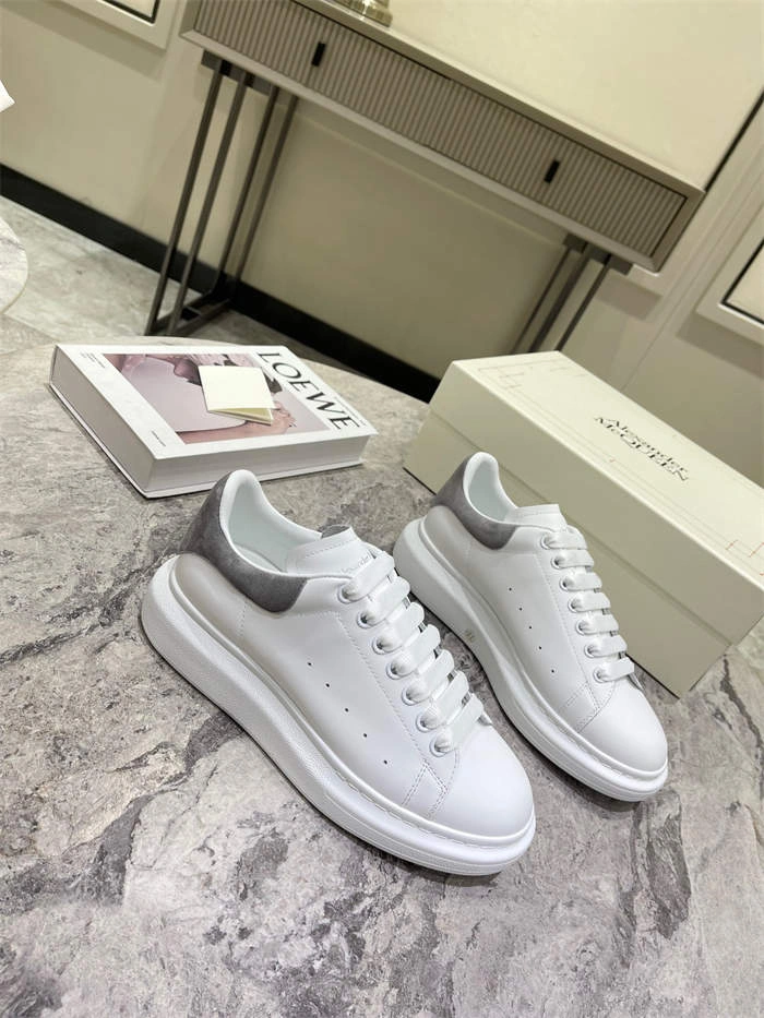Boostmaster lin Alexander McQueen Oversized WrinkleFree 2571