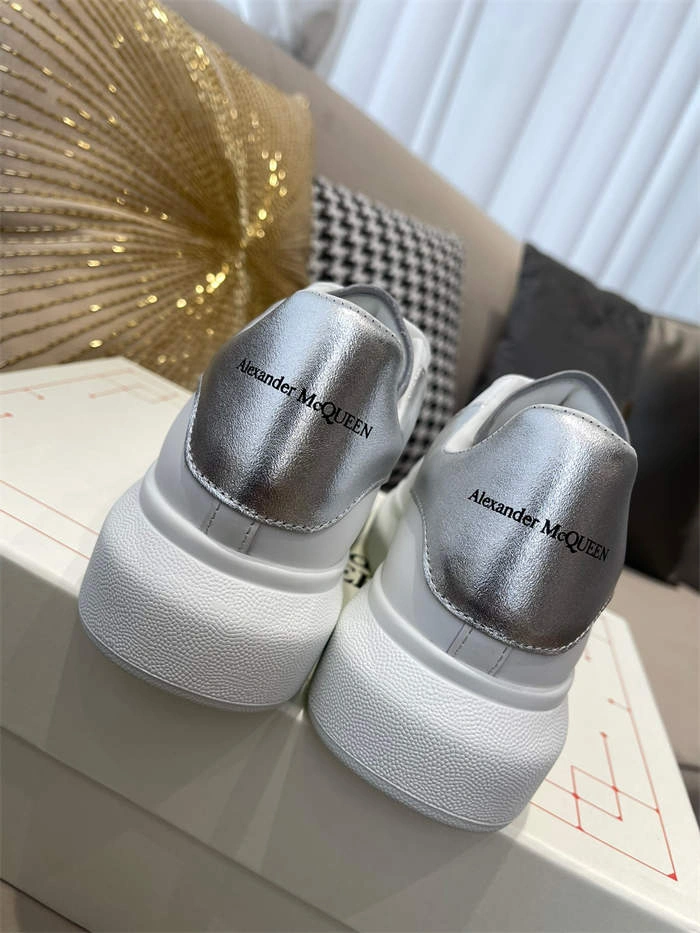 Rep MAX Alexander McQueen Oversized FlexibleFit 2589