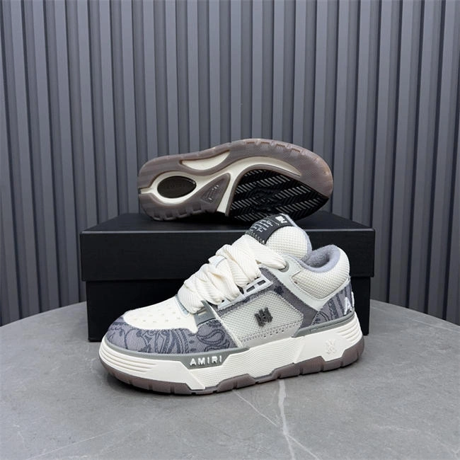 Effortless Amiri MA-1 Sneaker 653