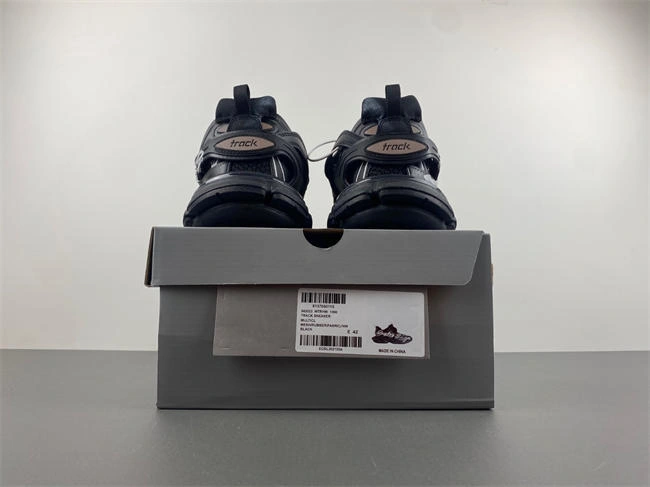 HYPE Compact Balenciaga  542023 WTRHW 4293